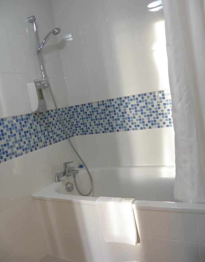 Aquitain Hotel Gare Saint-Jean Bordeaux Bagian luar foto