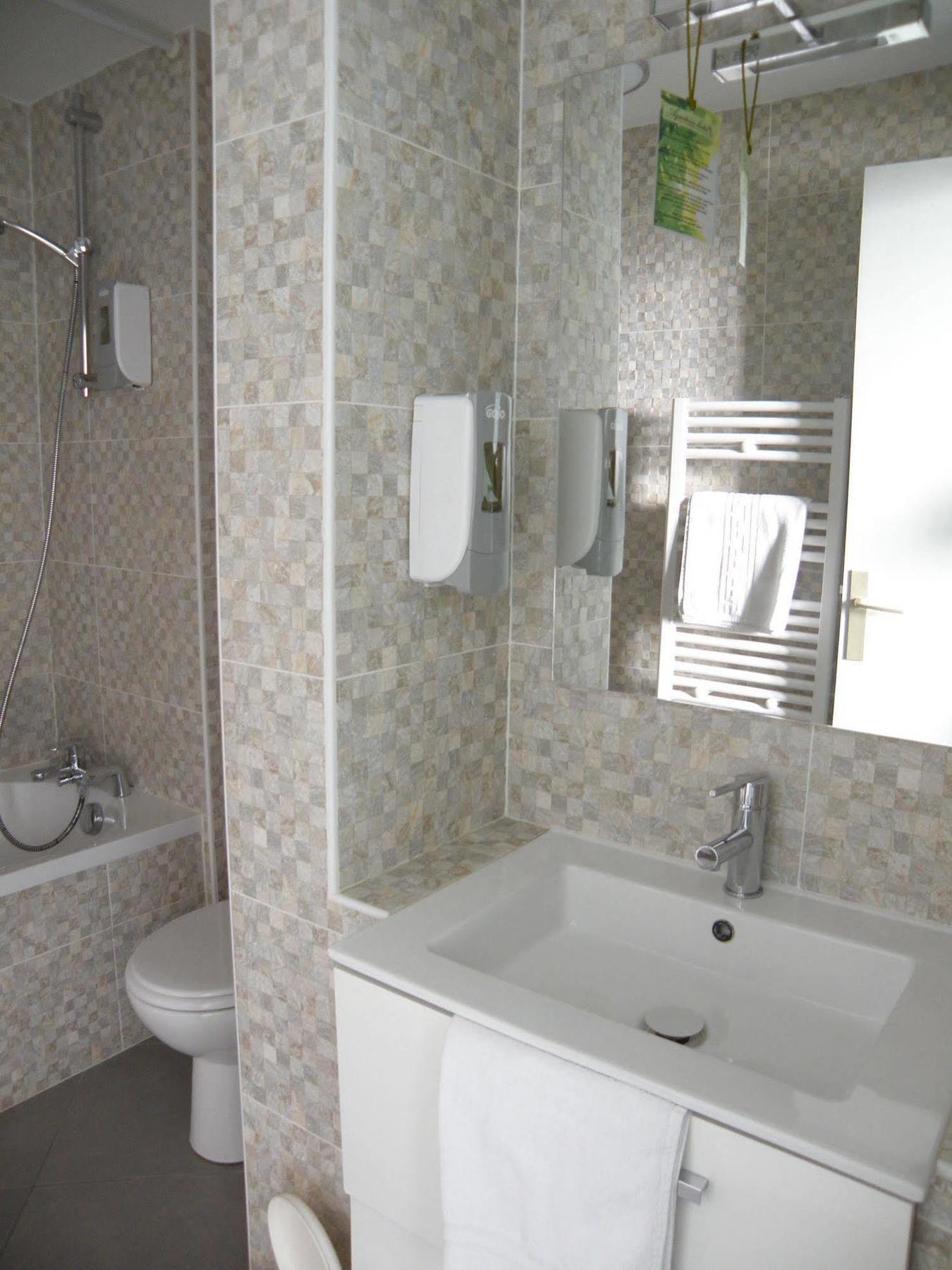 Aquitain Hotel Gare Saint-Jean Bordeaux Bagian luar foto