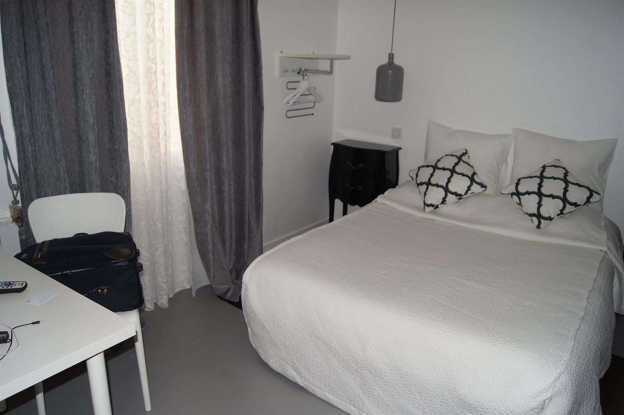 Aquitain Hotel Gare Saint-Jean Bordeaux Bagian luar foto